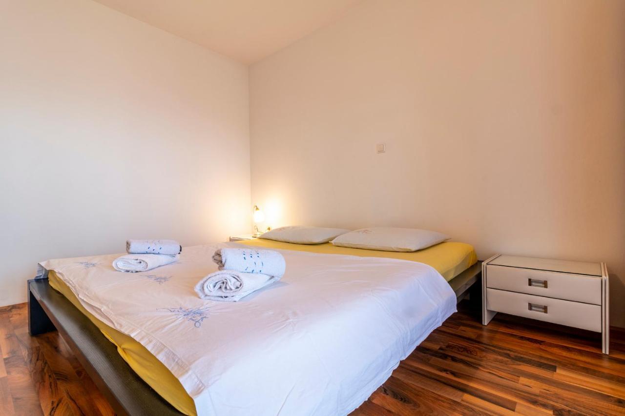 Apartments Lacaleta Split Exterior foto